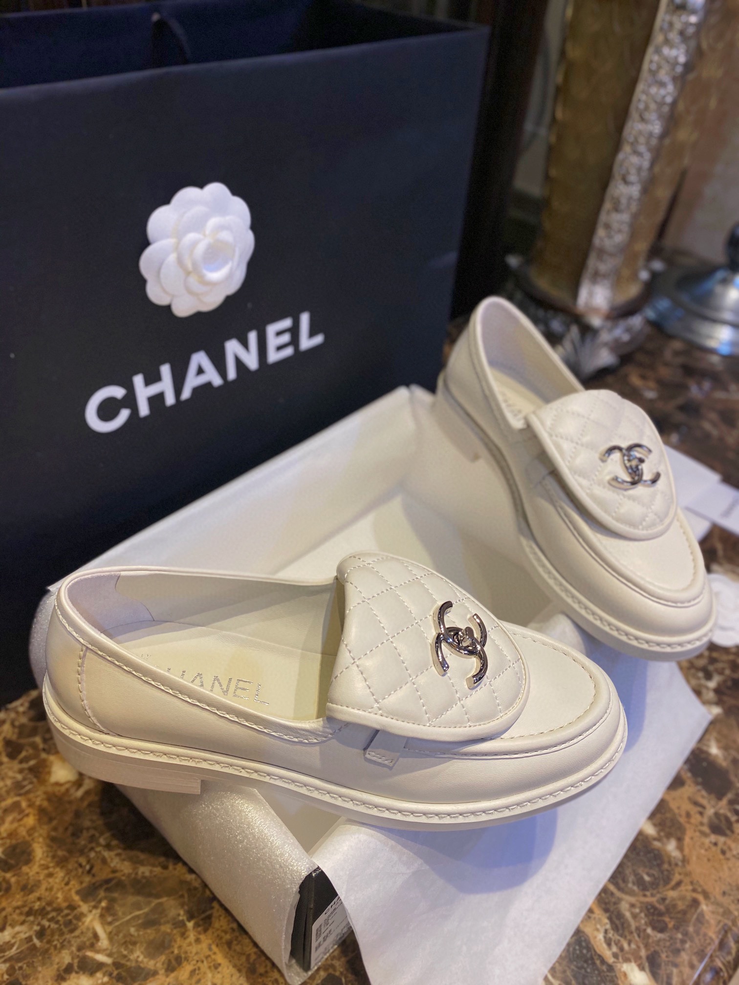 Chanel Glossy Patent Leather Heart-shaped Gold Buckle Loafers