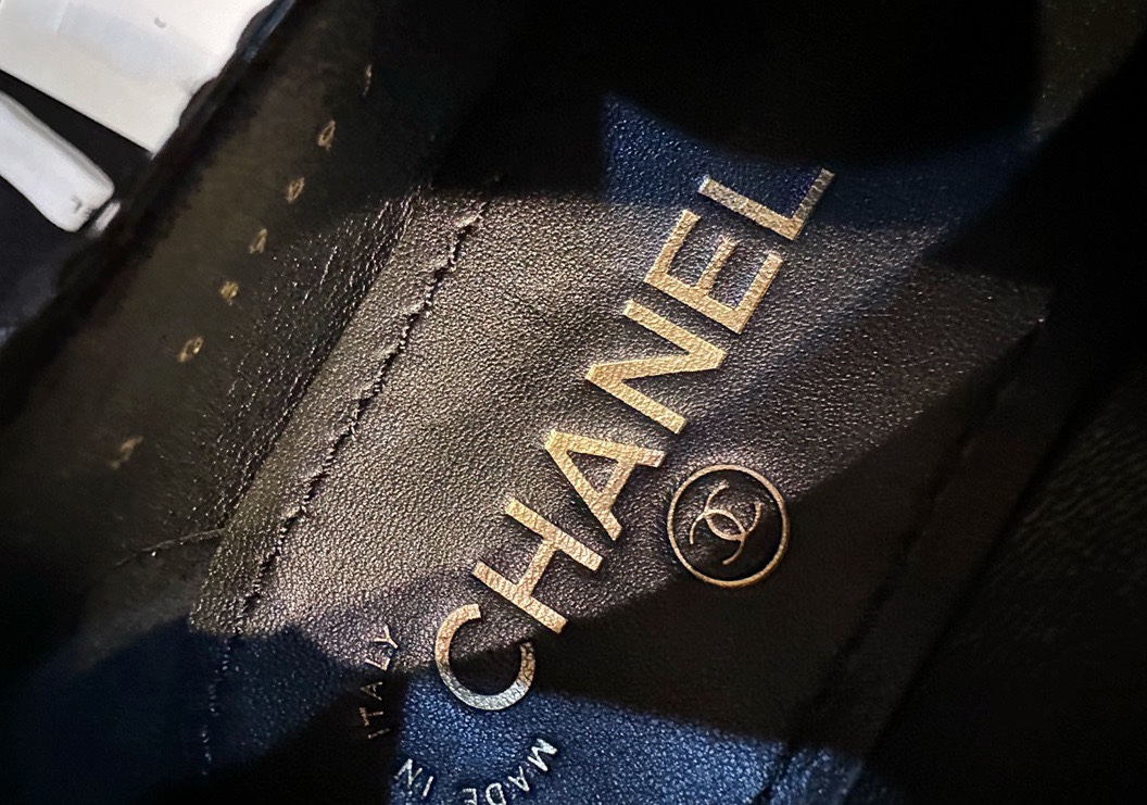 Chanel Patent Leather Heart Buckle Loafers