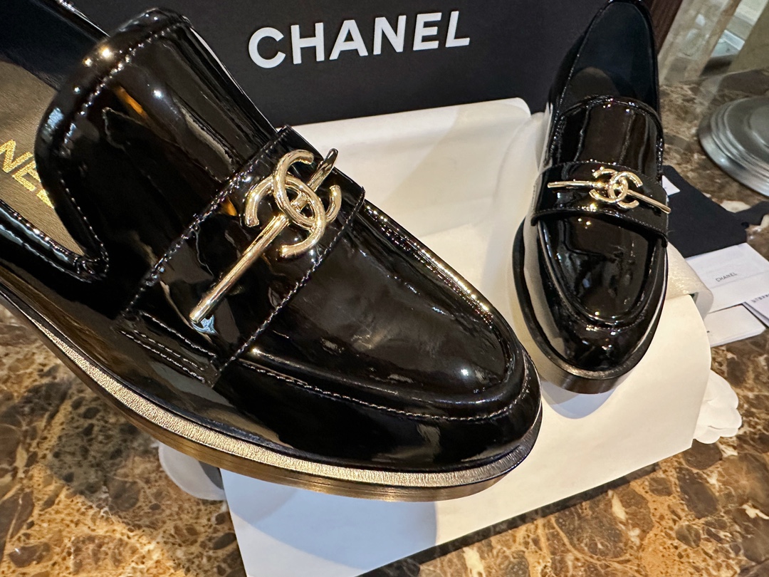 Chanel Chic Double C Long Tassel Loafers