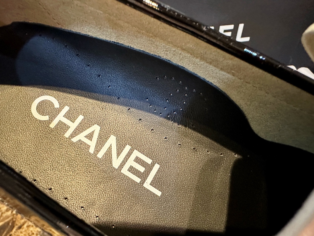 Chanel Big-Toe Patent Leather Loafers