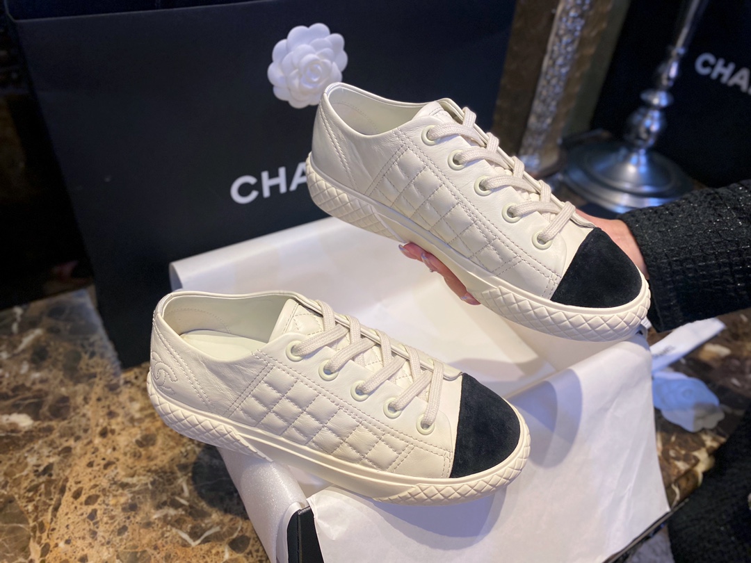 Chanel Super Milk Biscuit Shoes