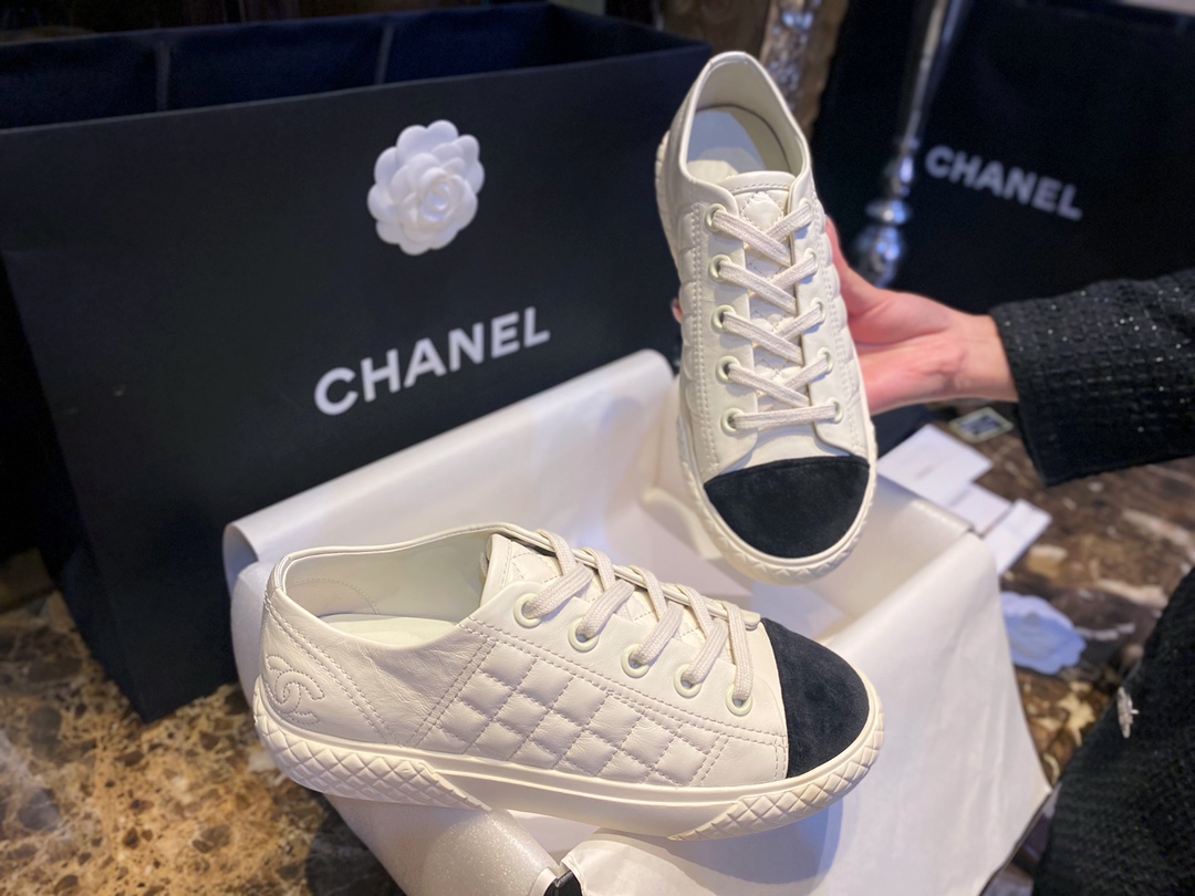 Chanel Super Milk Biscuit Shoes