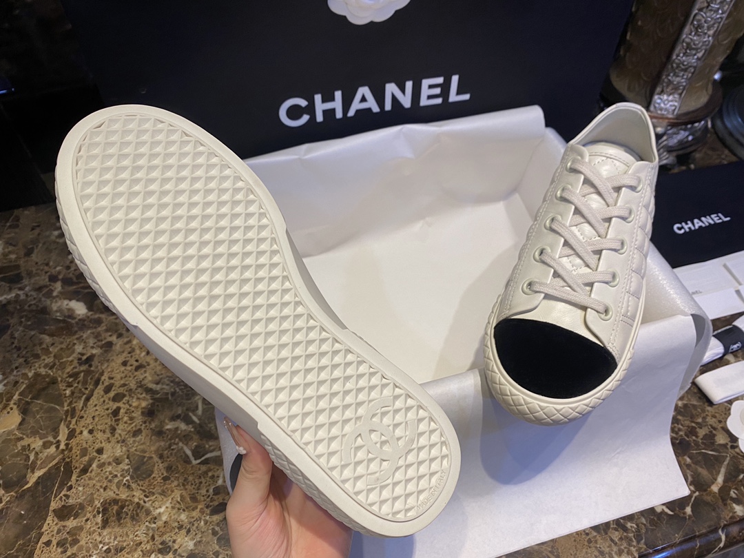 Chanel Super Milk Biscuit Shoes