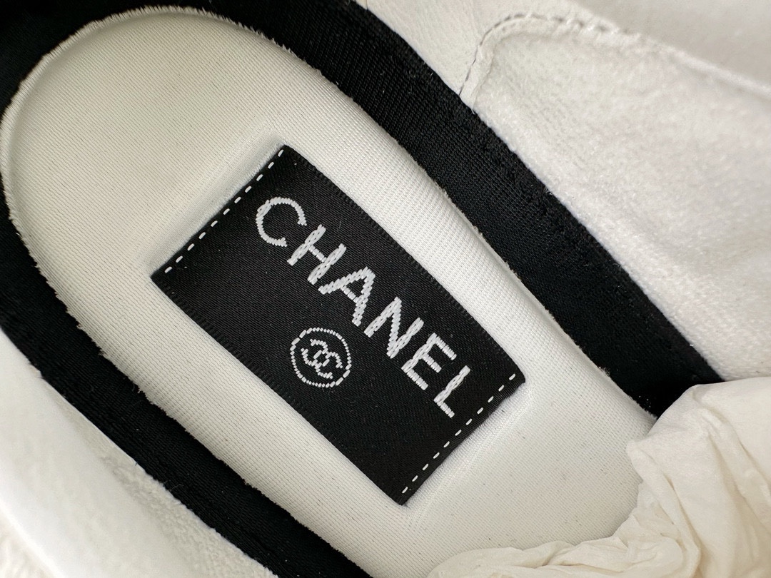 Chanel White DeXun Sports Shoes