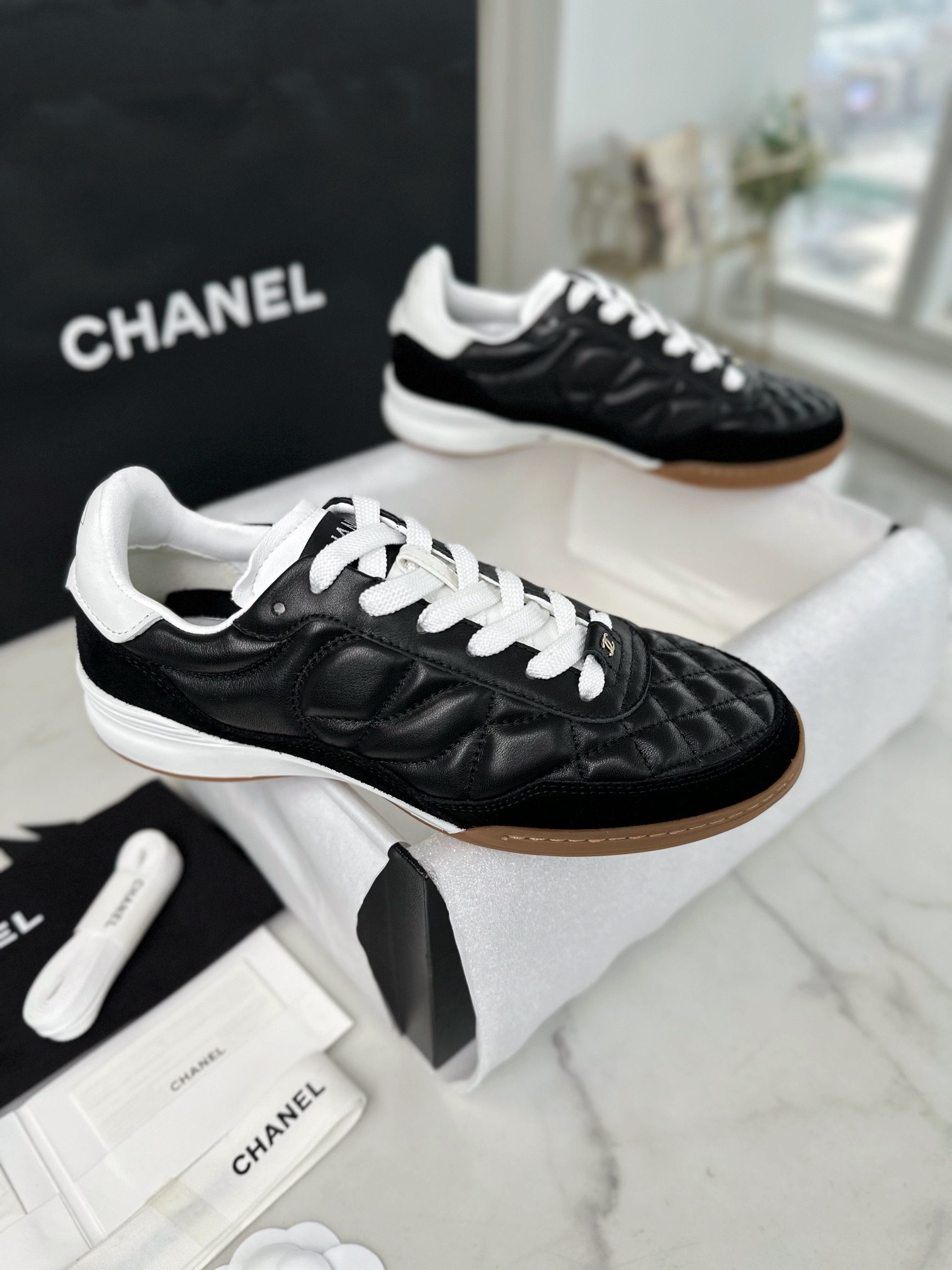 Chanel Black DeXun Sports Shoes: Black Imported Cowhide Patchwork with Suede + TPU Combination Outsole