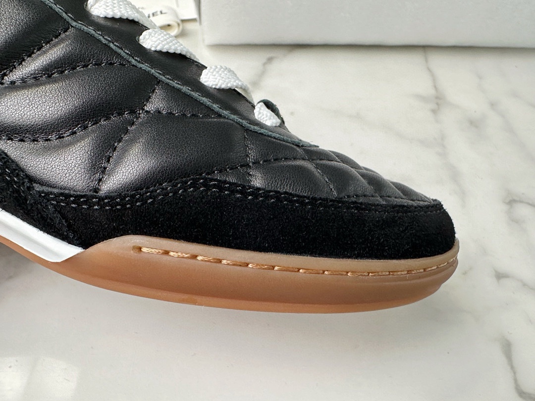 Chanel Black DeXun Sports Shoes: Black Imported Cowhide Patchwork with Suede + TPU Combination Outsole