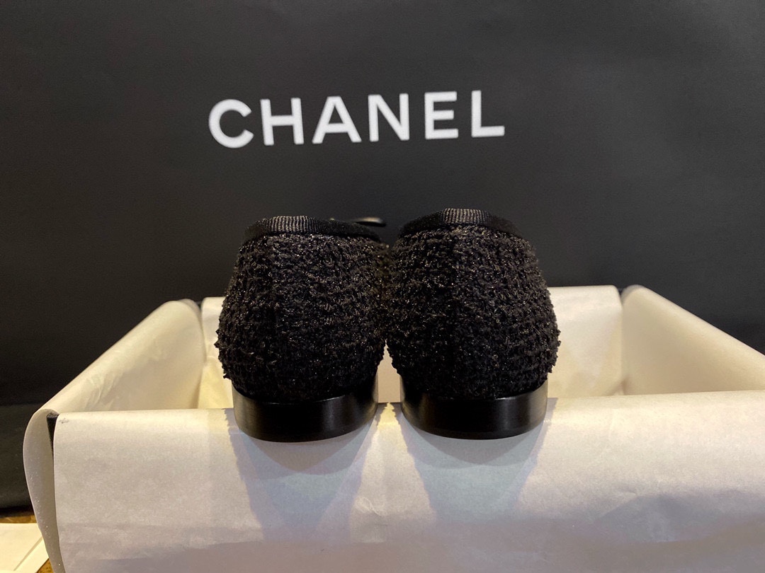 Chanel Black Woolen Patchwork Sheepskin Ballet Flats