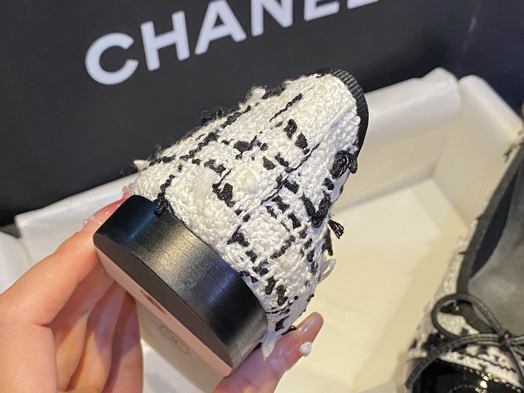 Chanel Black and White Tweed Fringed Ballet Flats