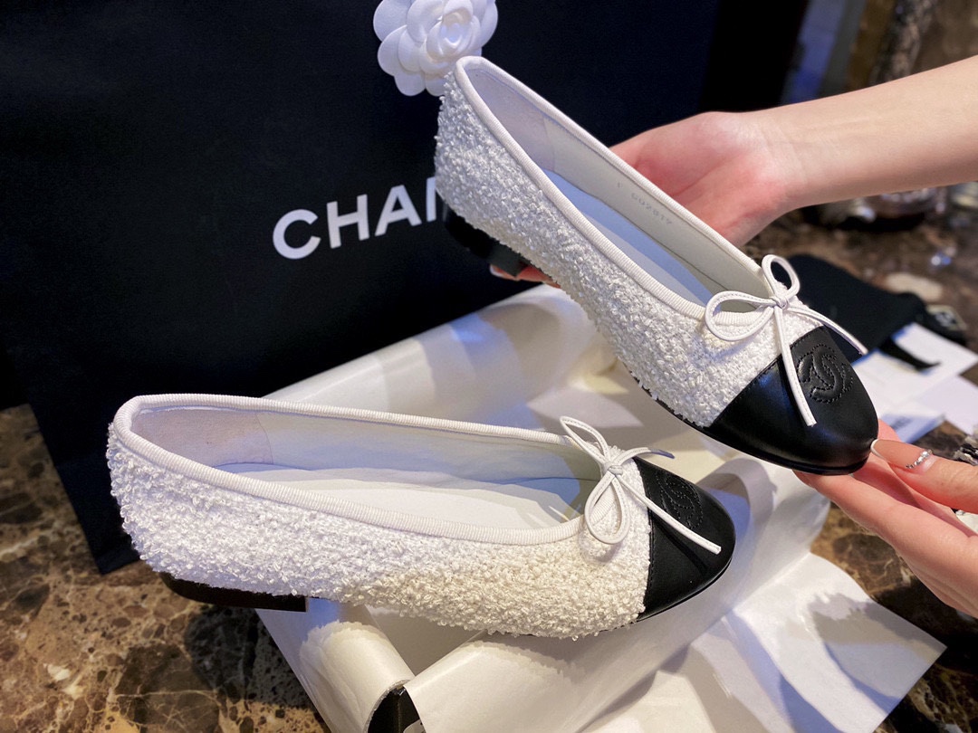 Chanel Snow White Wool and Black Leather Ballet Flats