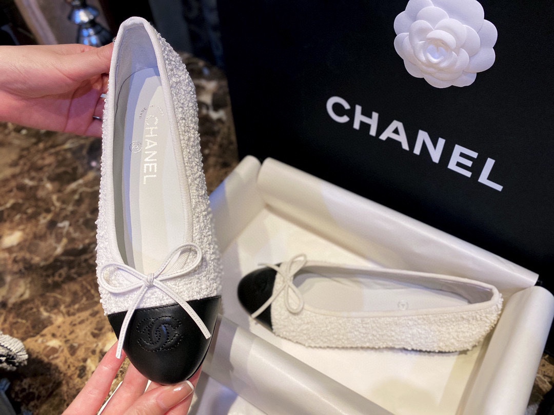 Chanel Snow White Wool and Black Leather Ballet Flats