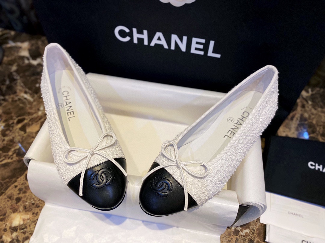 Chanel Snow White Wool and Black Leather Ballet Flats