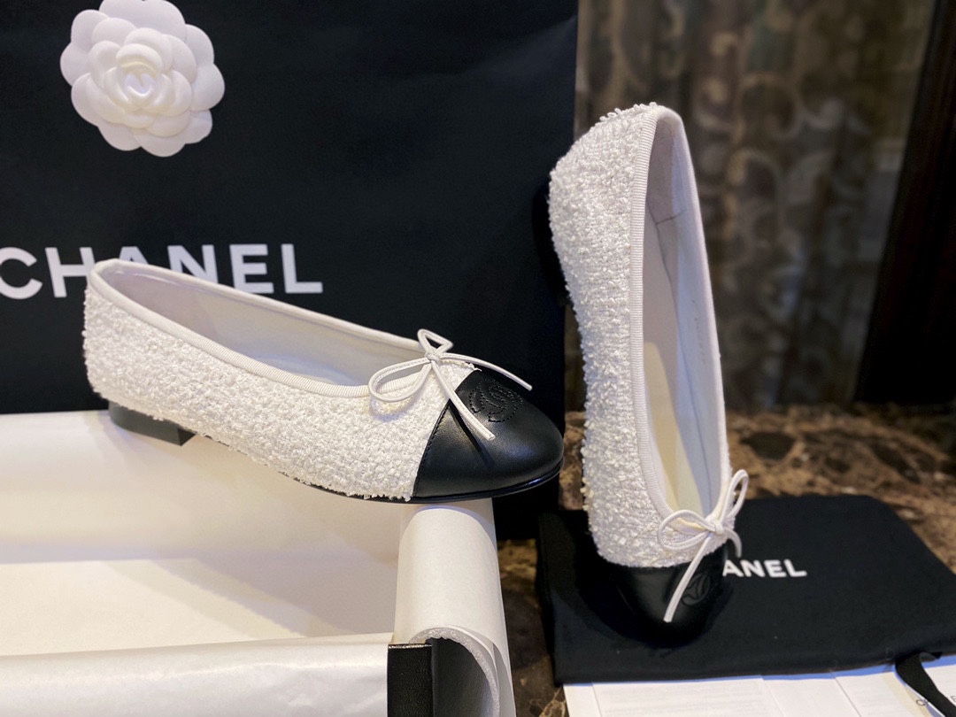 Chanel Snow White Wool and Black Leather Ballet Flats