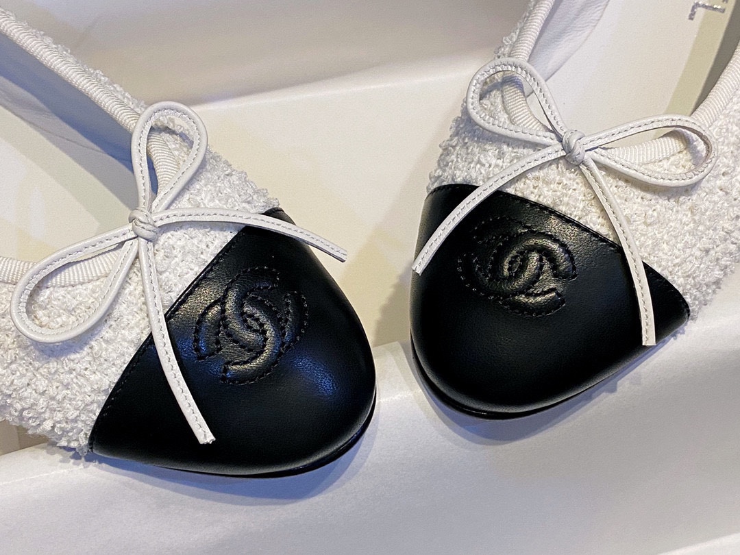 Chanel Snow White Wool and Black Leather Ballet Flats