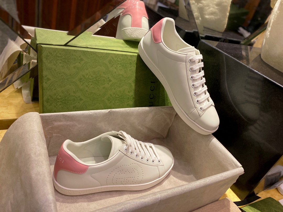 Ace Double G Perforated Pink Tail White Sneakers 