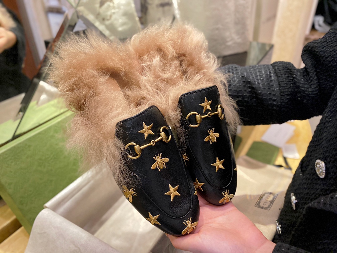 Classic Horsebit Star Bee Fur Loafers