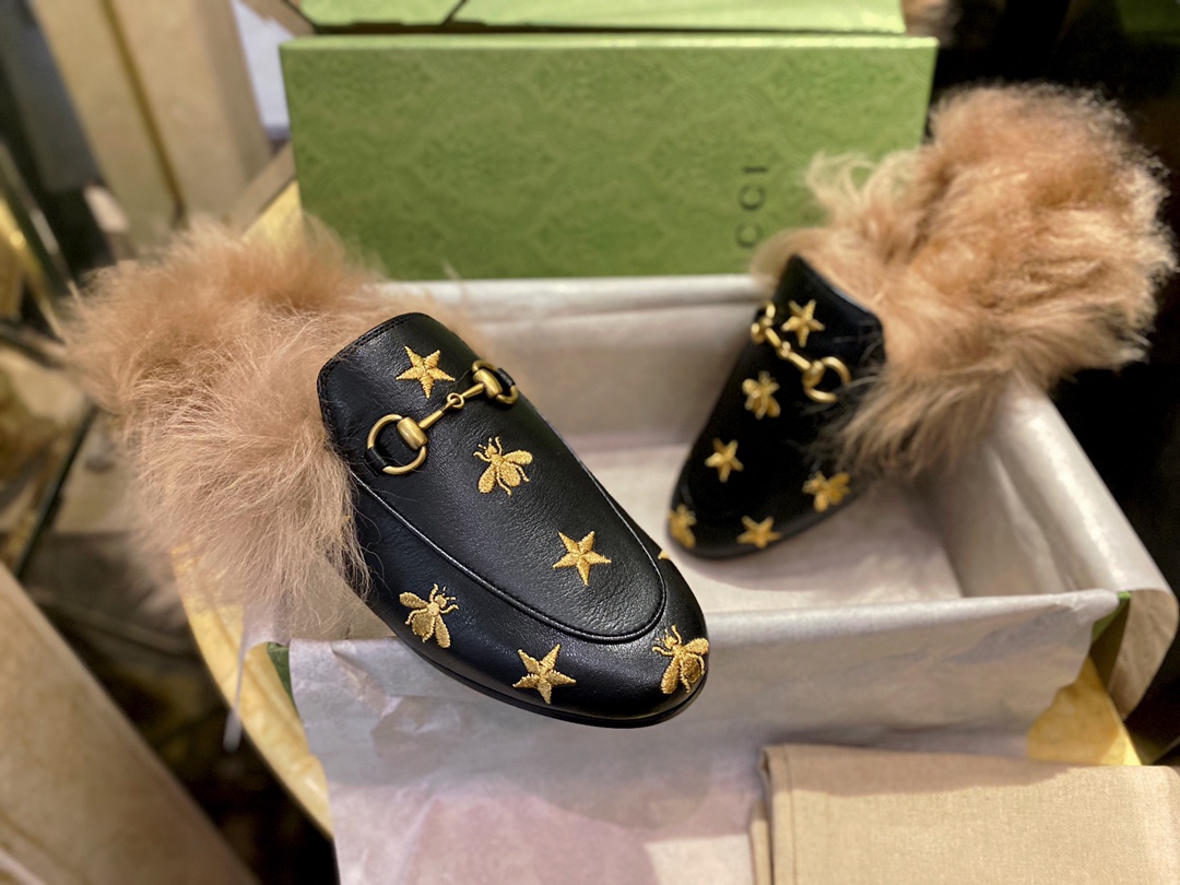 Classic Horsebit Star Bee Fur Loafers