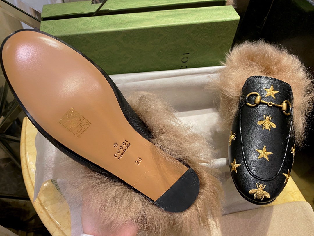 Classic Horsebit Star Bee Fur Loafers