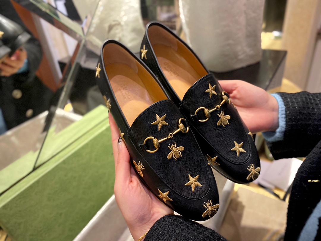 Bee and Star Embroidered Oxford Shoes