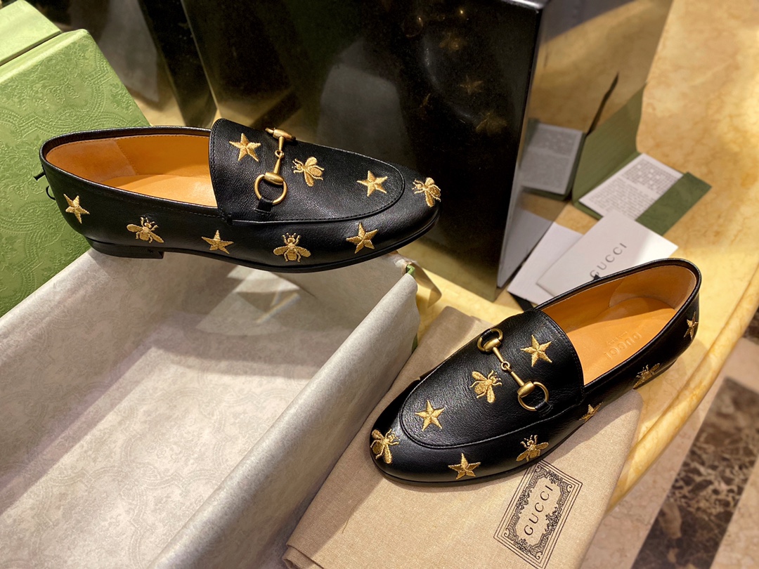 Bee and Star Embroidered Oxford Shoes