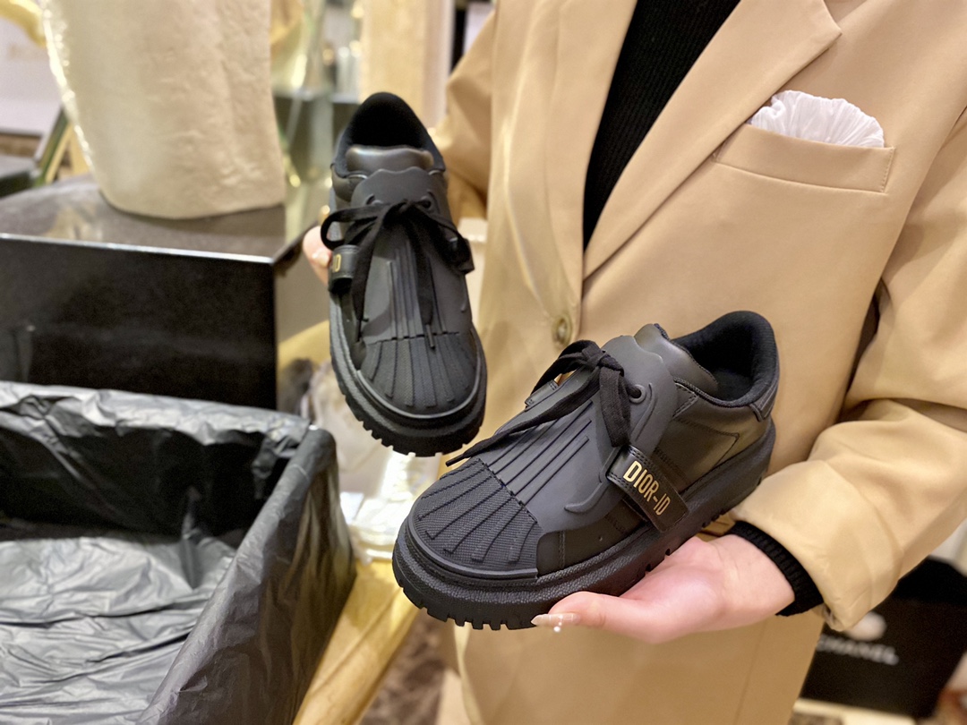 Black Dior-ID Seashell Sneakers