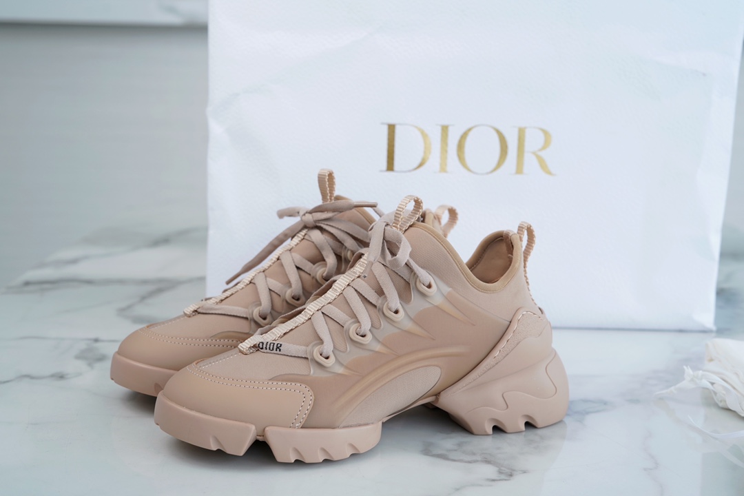 D-Connect Dad Sneakers