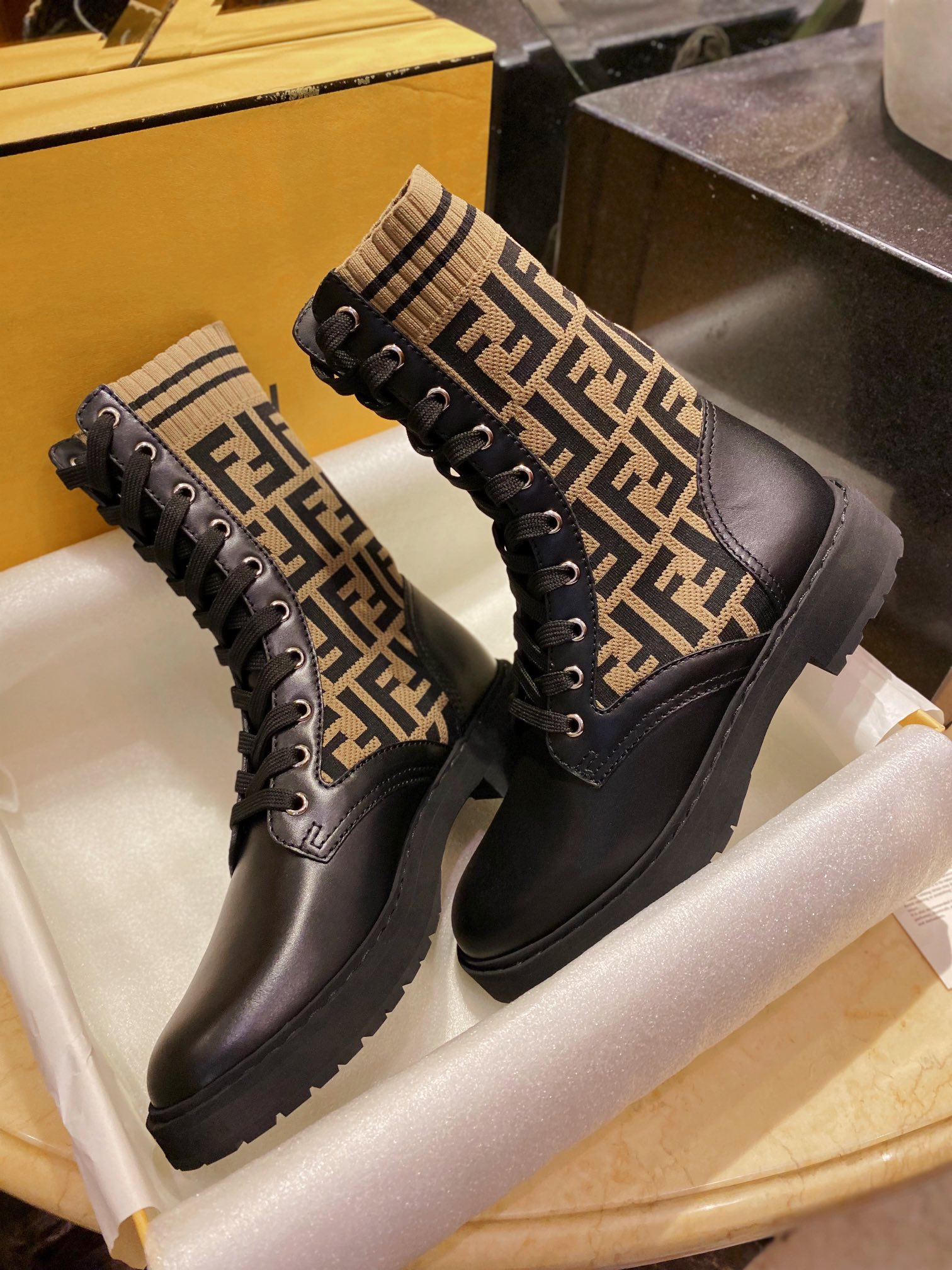 Rockoko Series Martin Boots