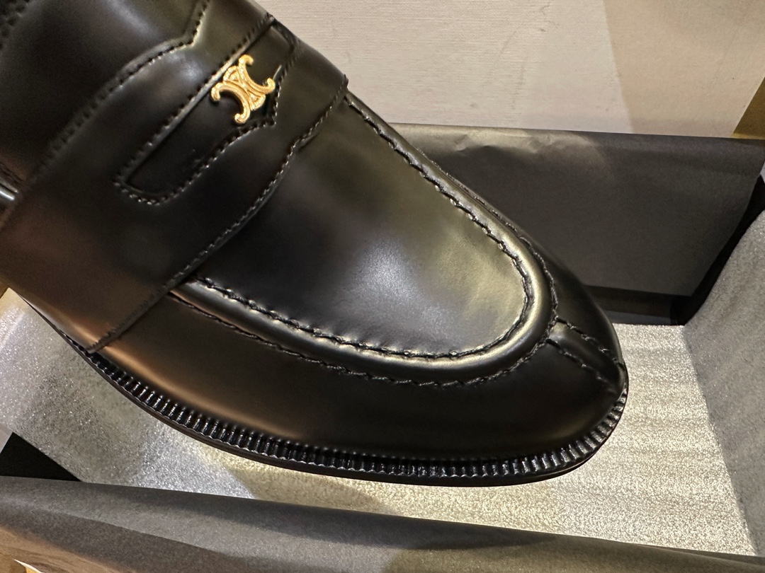 Mini Triumph Loafers