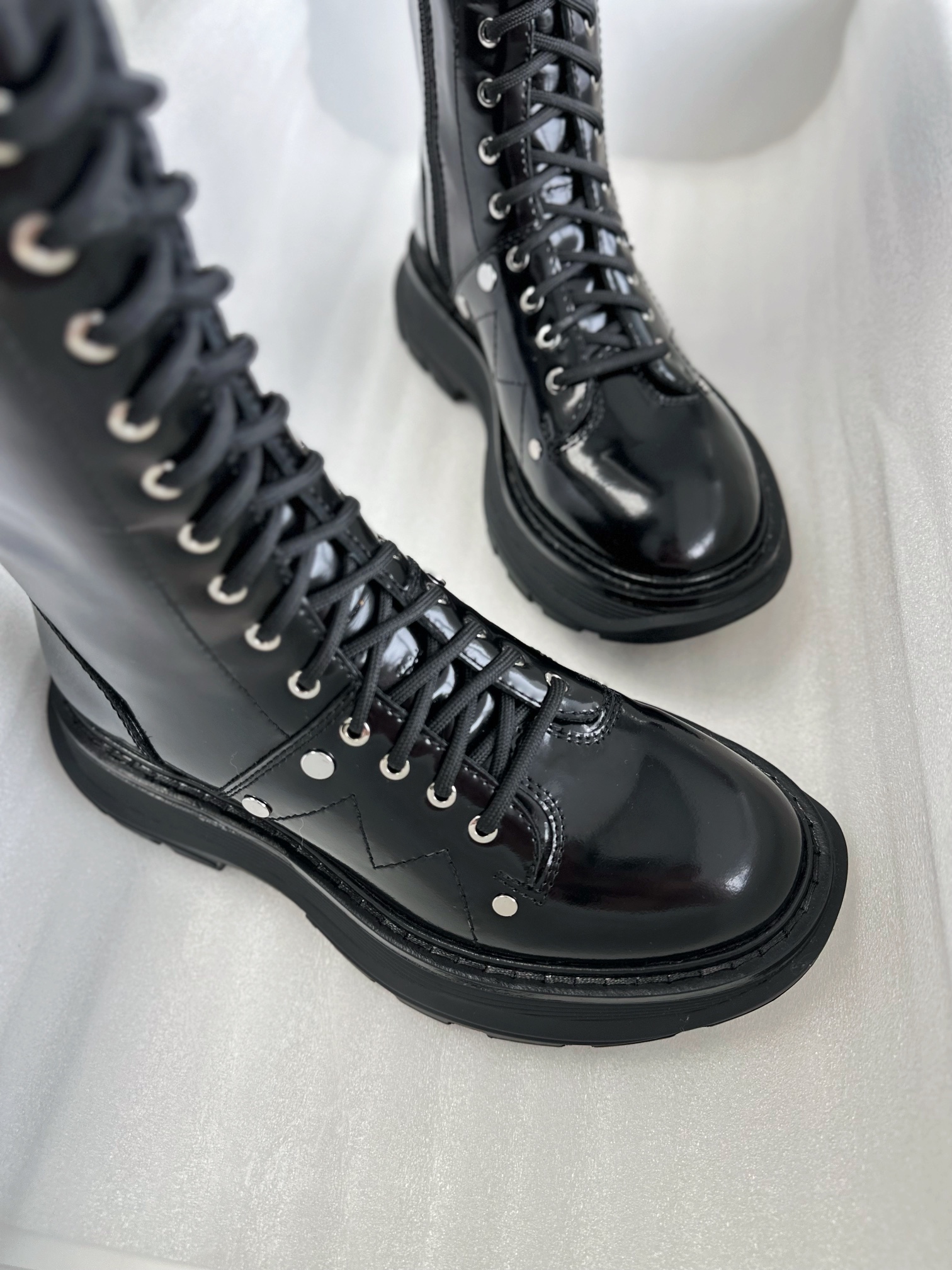 McQueen Knight Boots