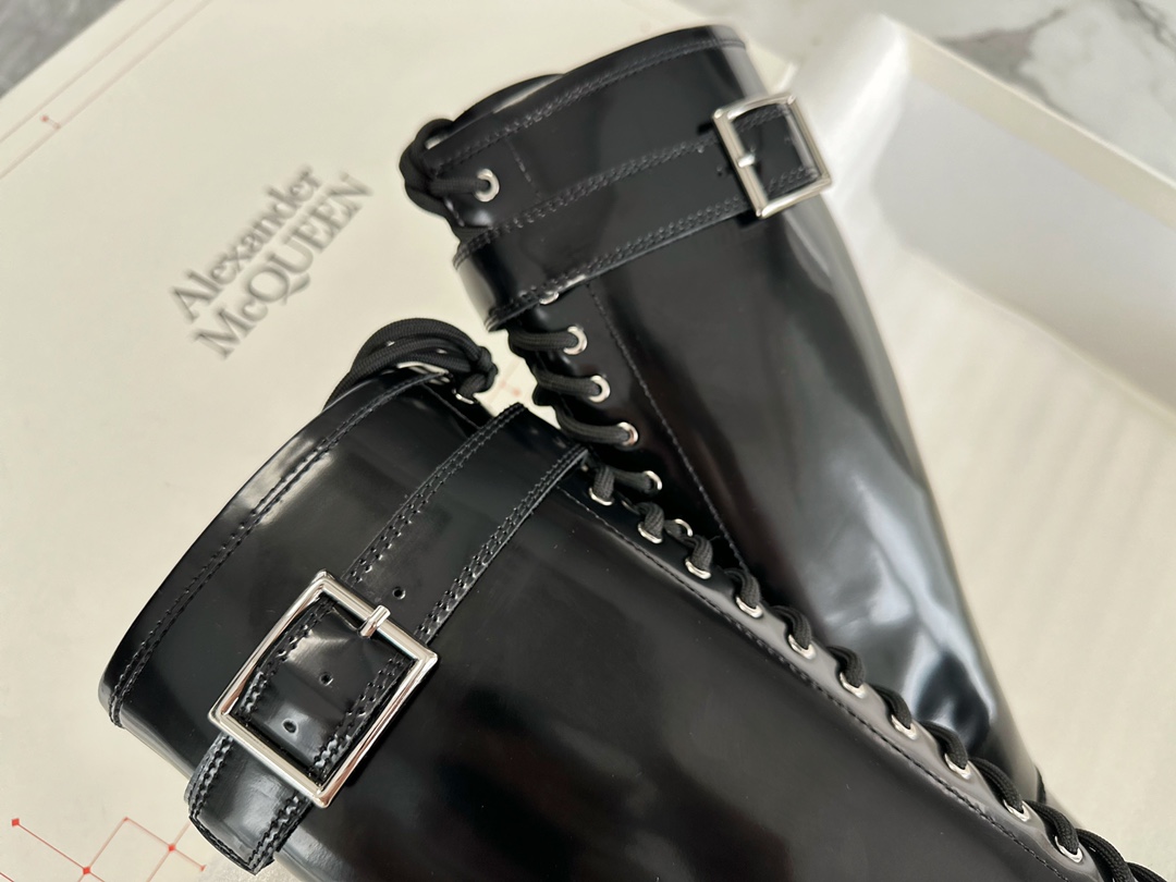 McQueen Knight Boots