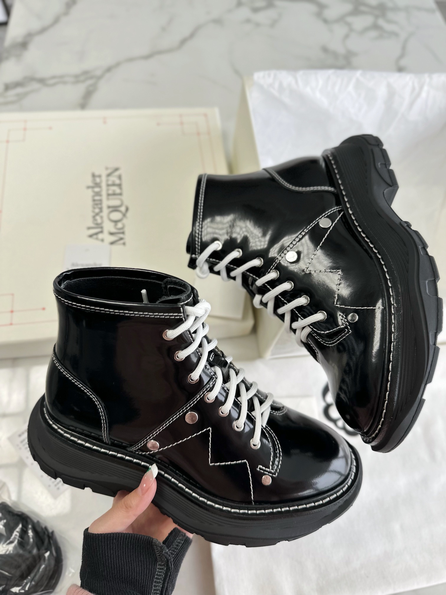 McQueen Original Factory Open-sided Pearl Martin Boots