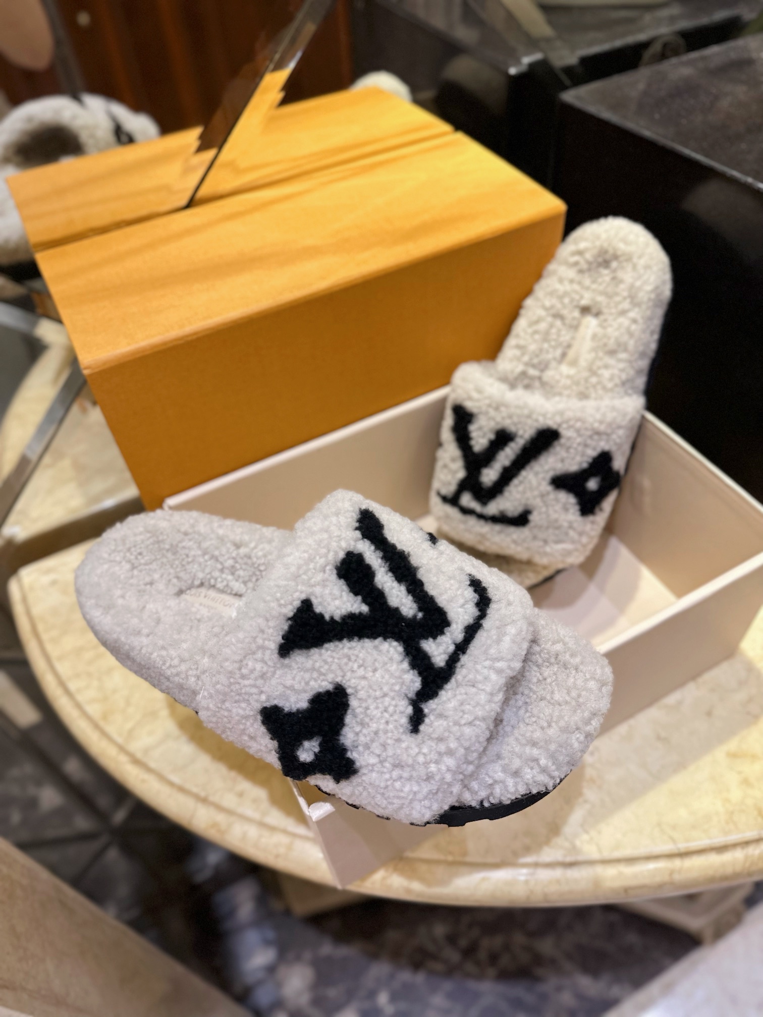 LV23 Thick Sole Sheepskin Slippers