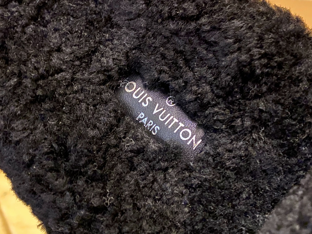 LV Sheepskin Slippers