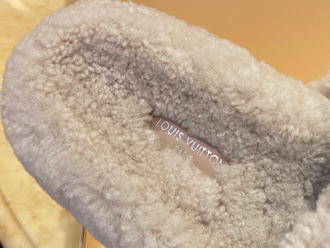 LV Sheepskin Slippers