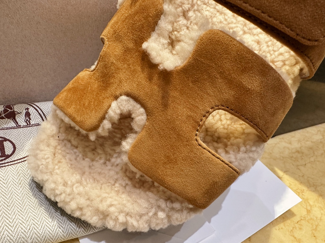 Hermes chypre Wool Slides with Lamb Wool Lining