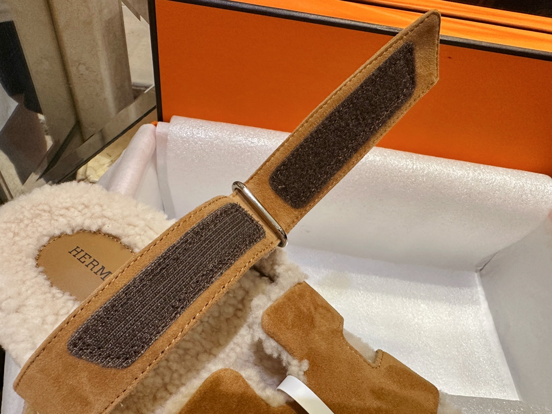 Hermes chypre Wool Slides with Lamb Wool Lining