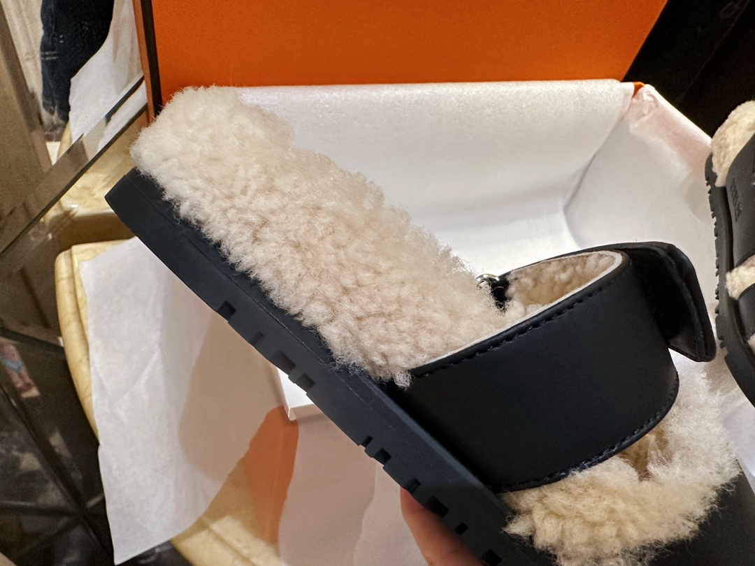 Hermes chypre Wool Slides with Lamb Wool Lining