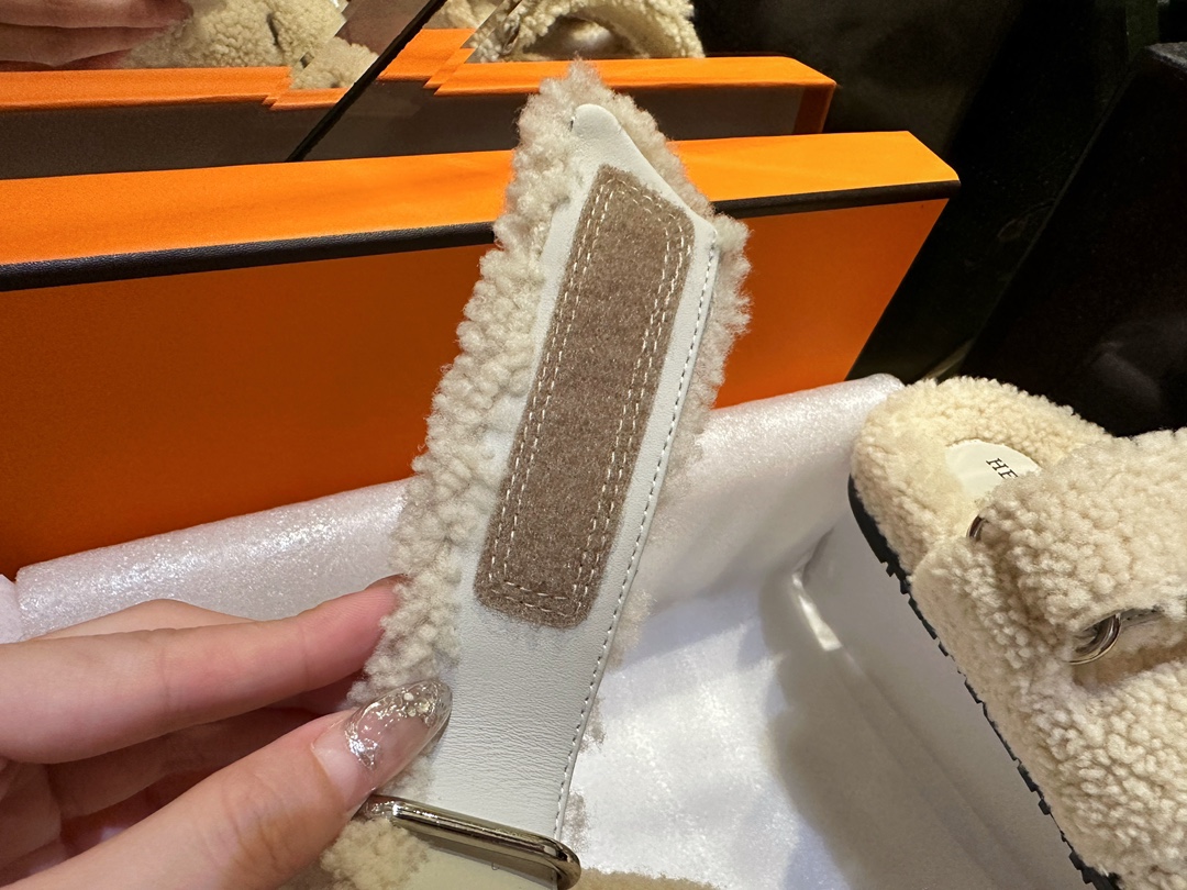 Hermes chypre Wool Slides