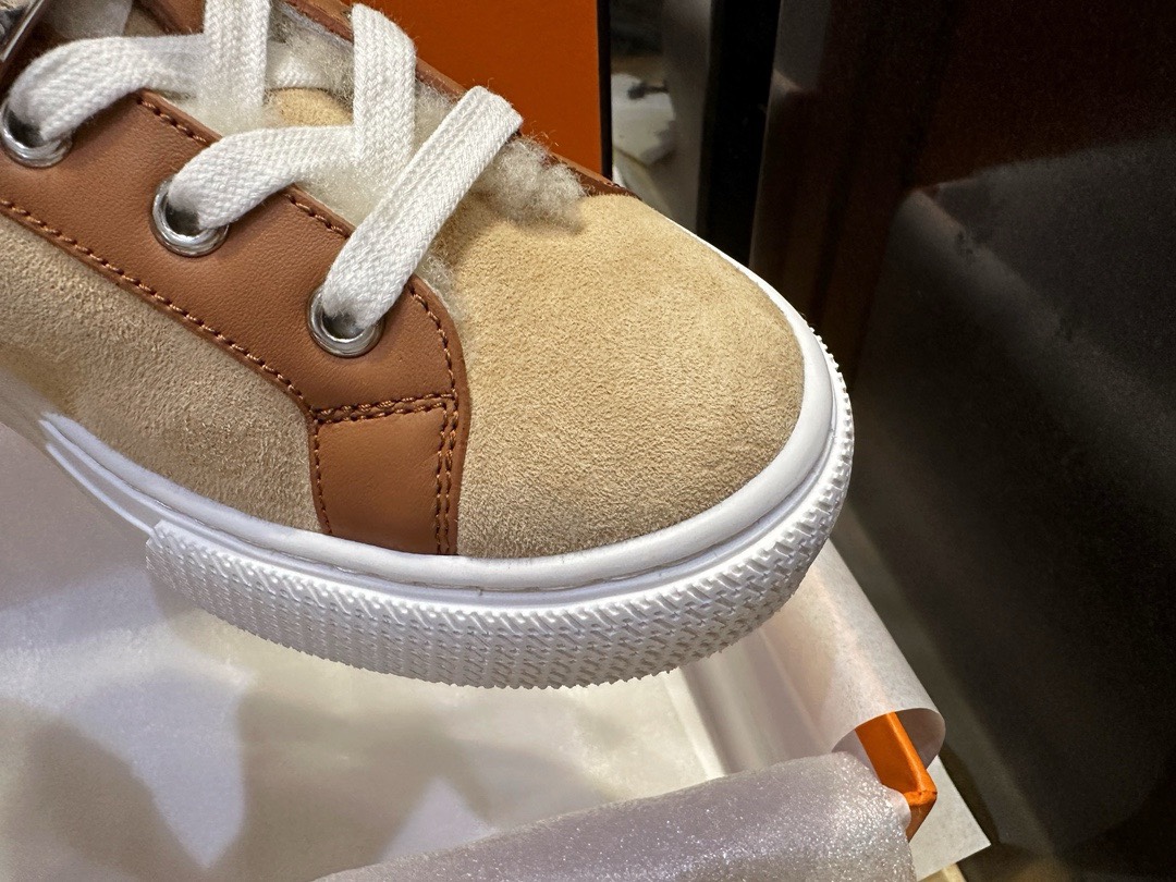 Hermes Day Sneakers