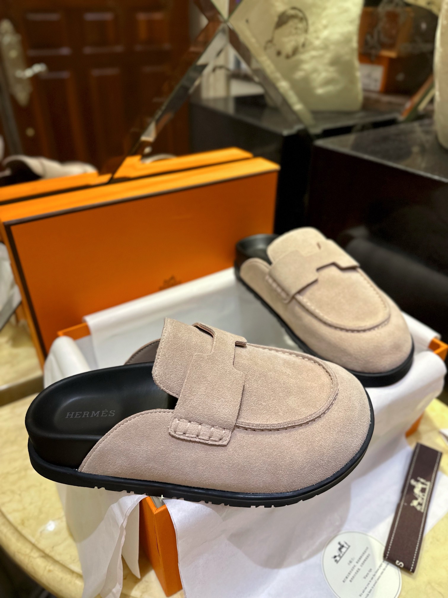 Hermes Boken Slippers