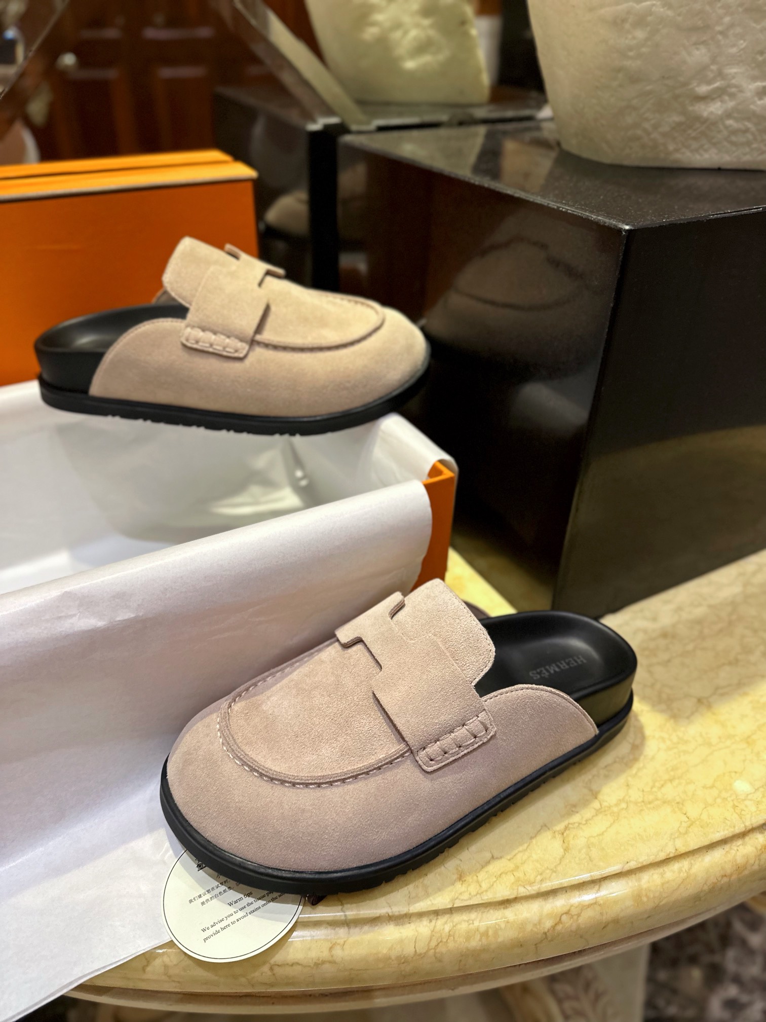 Hermes Boken Slippers