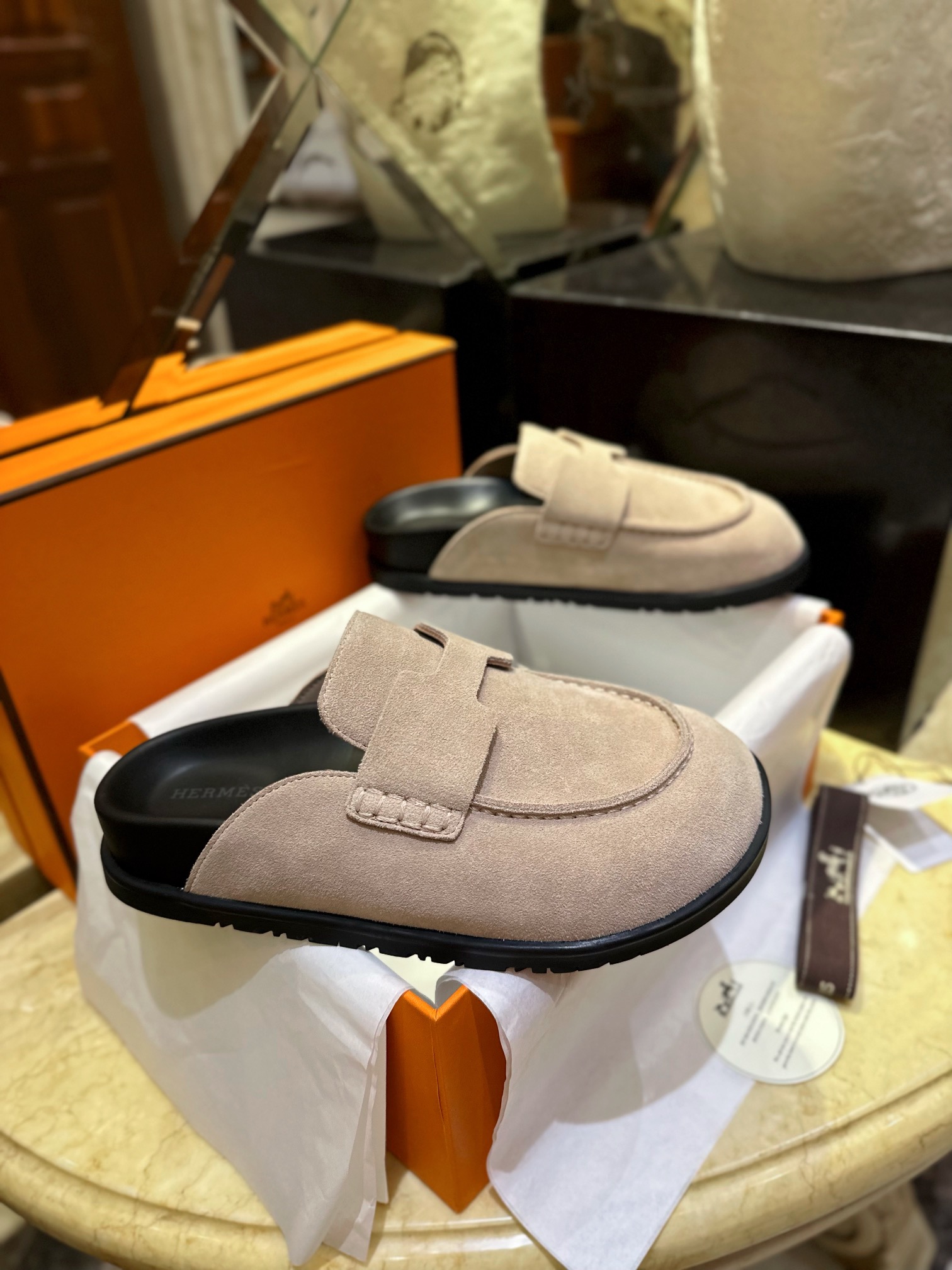 Hermes Boken Slippers