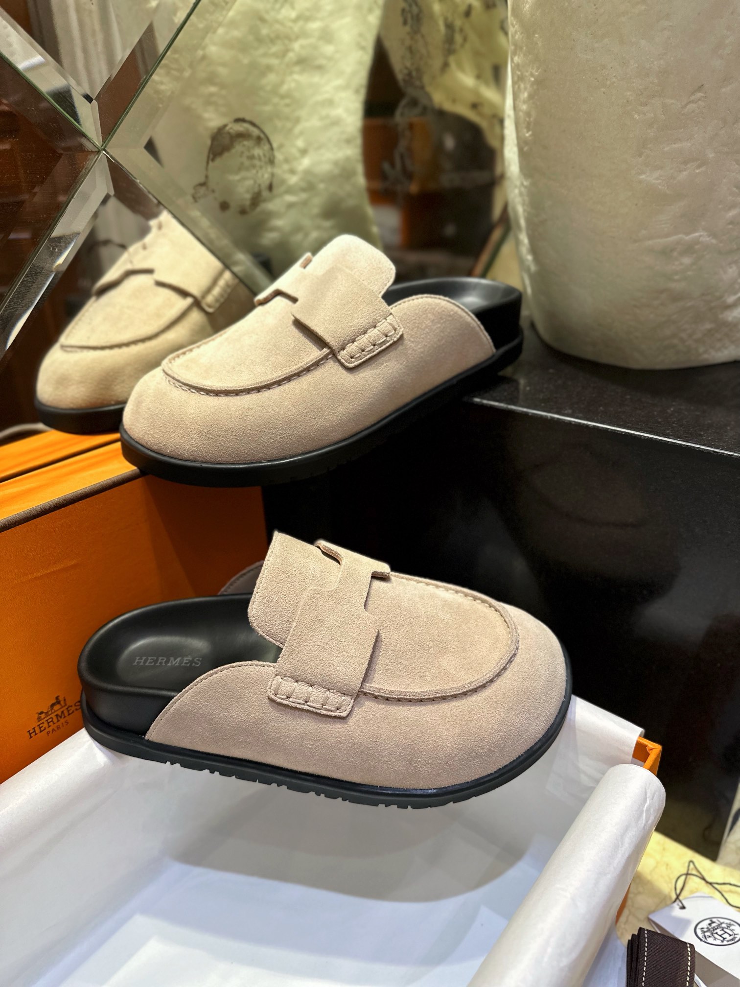 Hermes Boken Slippers