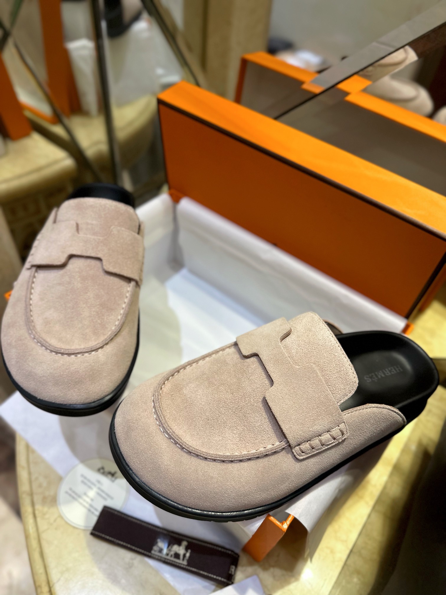 Hermes Boken Slippers