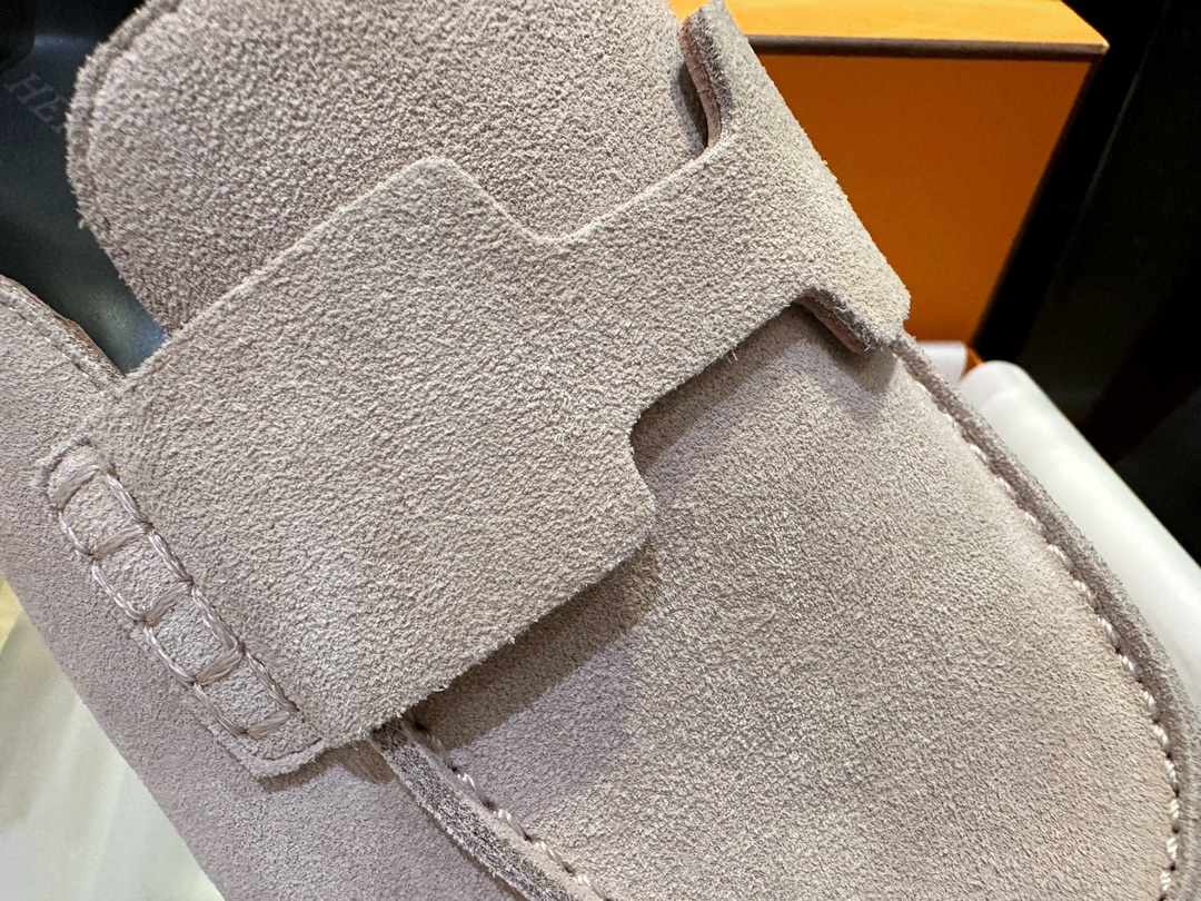 Hermes Boken Slippers