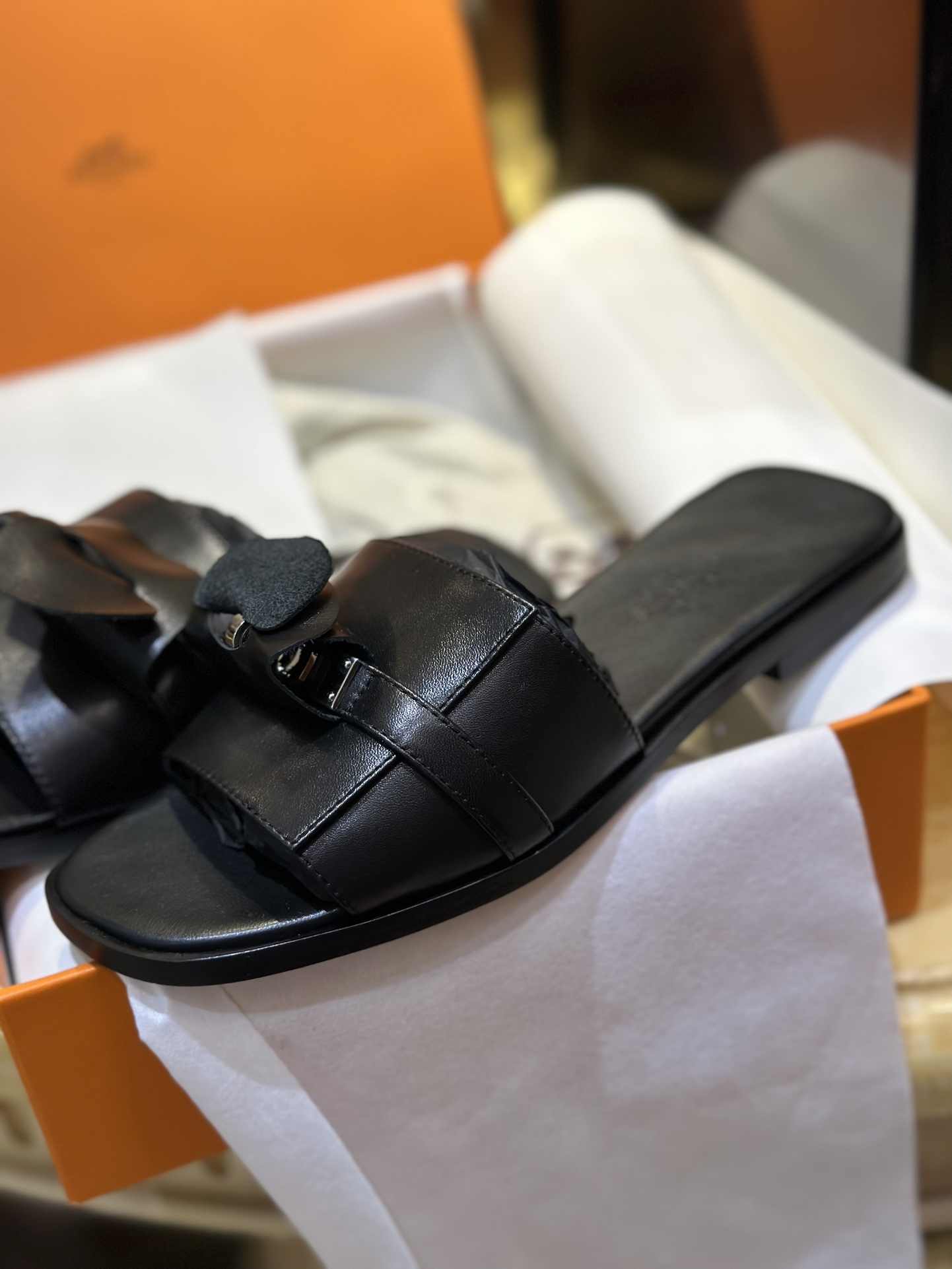 Hermes Kelly Flat Slippers