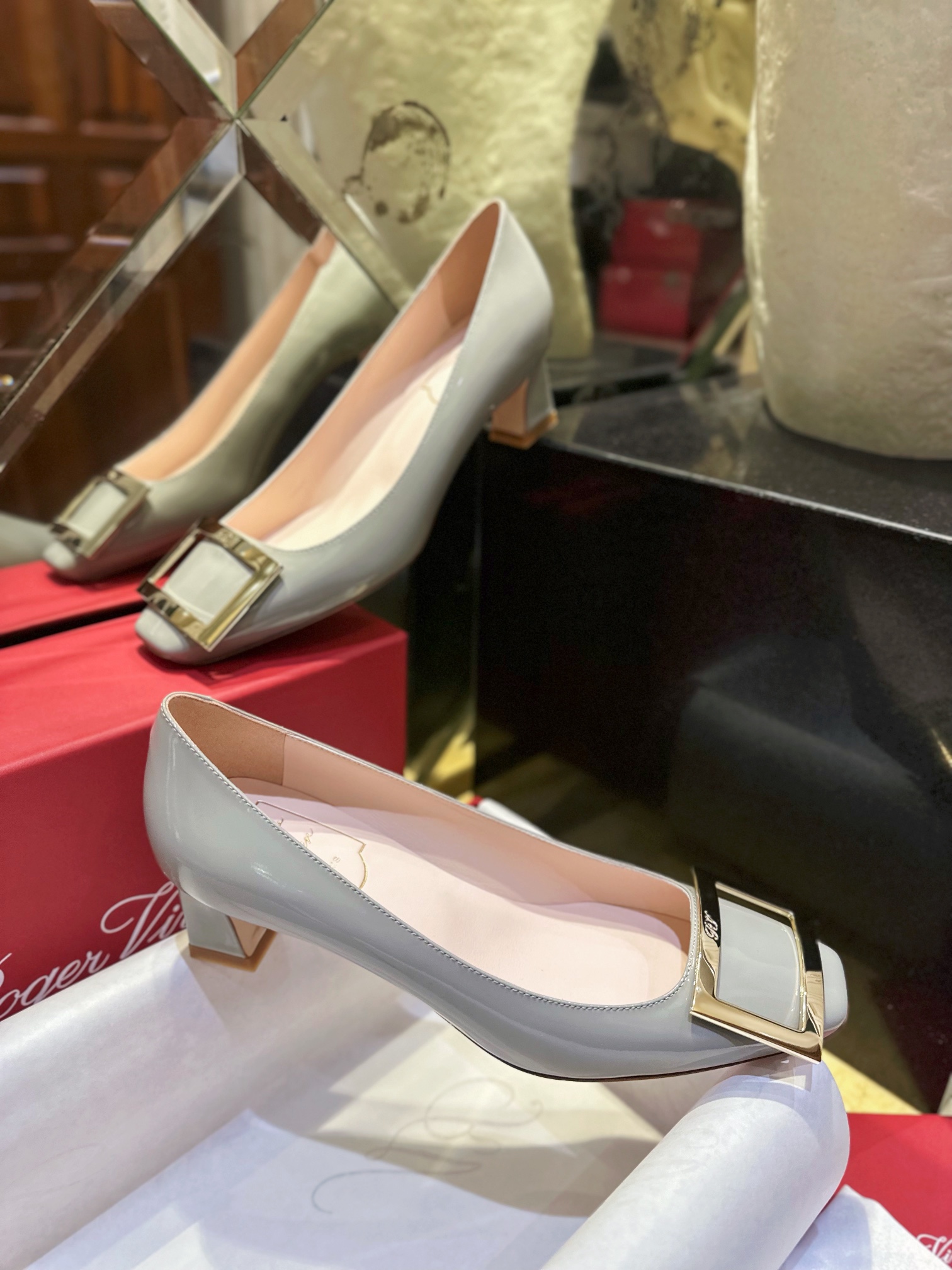 Roger Vivier Horseshoe Heel Pumps