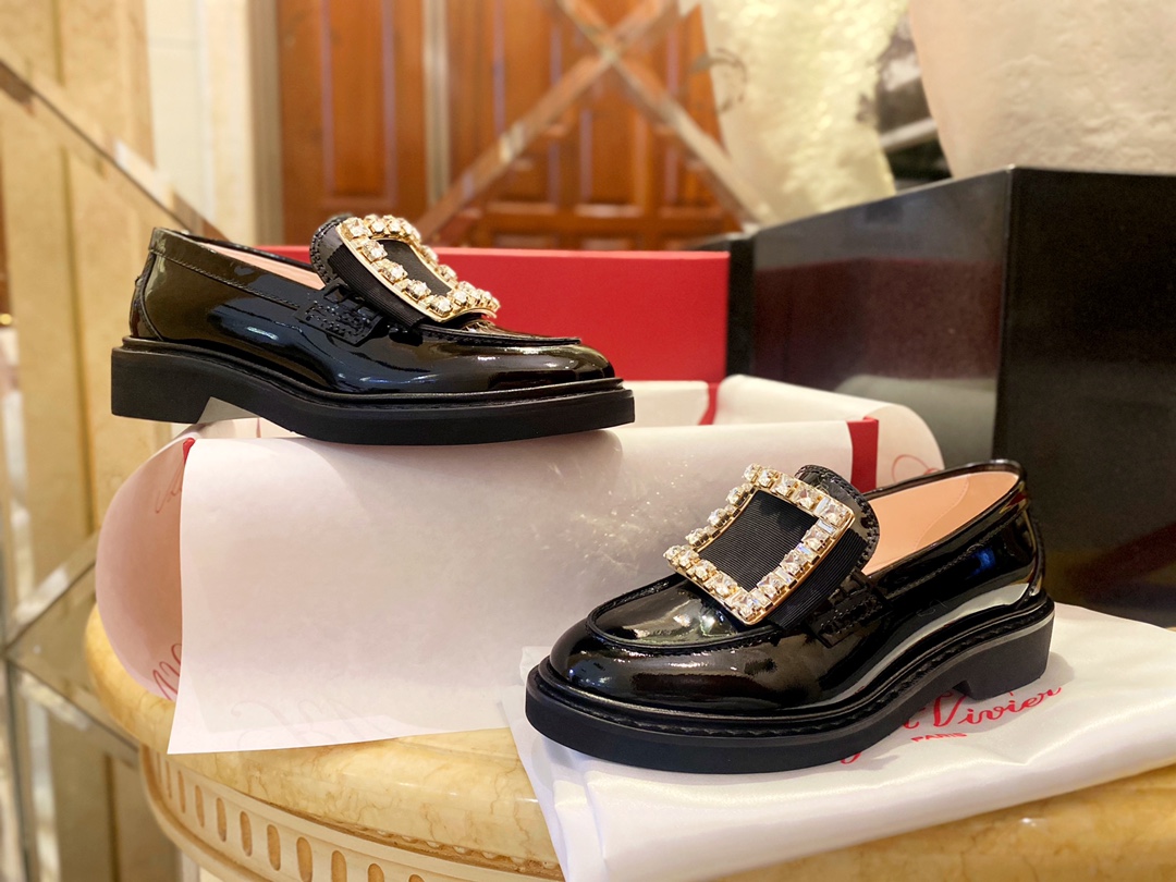 Roger Vivier Water Diamond Patent Leather Loafers, Shiny Black Super Soft Calf Patent Leather, Vacuum Plating 18K Elegant Buckle, Fully Inlaid with Diamonds