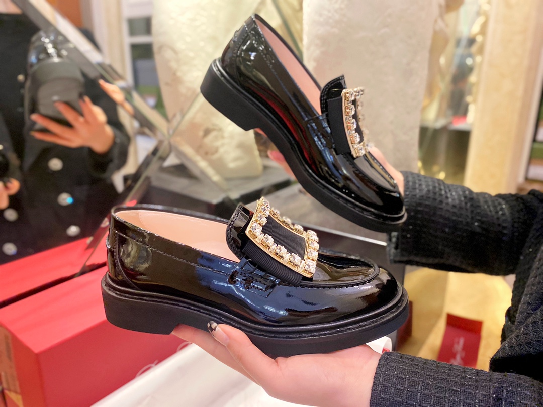 Roger Vivier Water Diamond Patent Leather Loafers, Shiny Black Super Soft Calf Patent Leather, Vacuum Plating 18K Elegant Buckle, Fully Inlaid with Diamonds