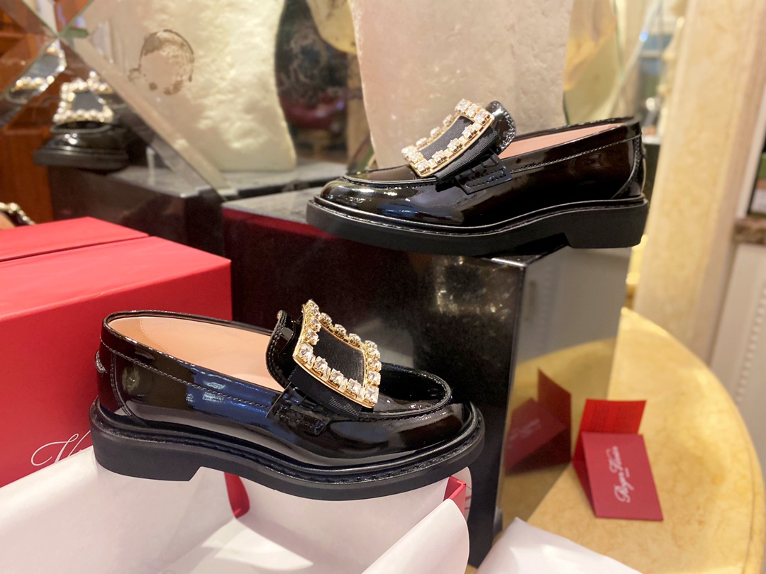 Roger Vivier Water Diamond Patent Leather Loafers, Shiny Black Super Soft Calf Patent Leather, Vacuum Plating 18K Elegant Buckle, Fully Inlaid with Diamonds