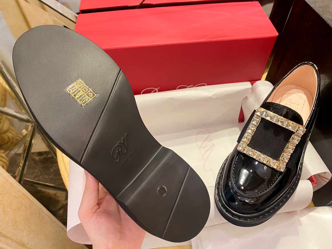 Roger Vivier Water Diamond Patent Leather Loafers, Shiny Black Super Soft Calf Patent Leather, Vacuum Plating 18K Elegant Buckle, Fully Inlaid with Diamonds